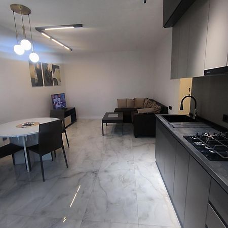 Apartment On Sayat Nova 33 Erevan Exterior foto